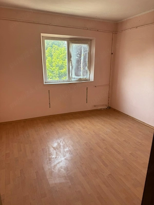 Apartament de vanzare,Turnu Magurele Teleorman,3 camere decomandat ultracentral zona 1Mai negocial - imagine 7