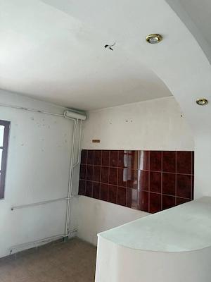 Apartament de vanzare,Turnu Magurele Teleorman,3 camere decomandat ultracentral zona 1Mai negocial - imagine 8