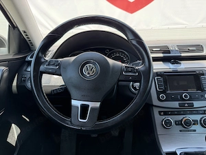 Vw Passat - imagine 12