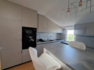 Apartament 2 camere - 56 mp - renovat complet - mobilat modern - Freidorf - imagine 4