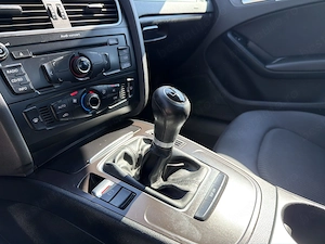 Audi A4 - imagine 13