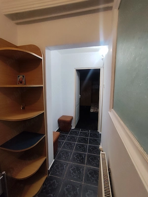 Închiriez apartament cu doua camere în zona centrală  - imagine 9