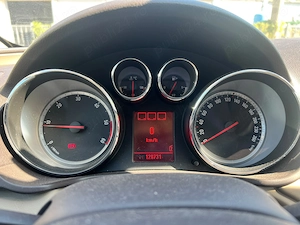 Opel Insignia A (G09) 2.0 CDTI - imagine 5