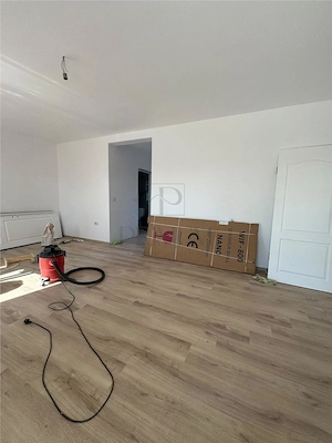DUPLEX PE ETAJ 3 DORMITOARE BUCATARIE INCHISA TEREN 400 MP ZONA LINISTITA DE DEZVOLTARE - imagine 15