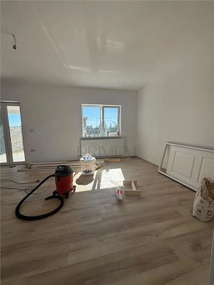 DUPLEX PE ETAJ 3 DORMITOARE BUCATARIE INCHISA TEREN 400 MP ZONA LINISTITA DE DEZVOLTARE - imagine 18