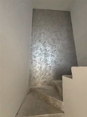 CASA SPATIOASA 4 DORMITOARE BUCATARIE INCHISA ZONA SERENA ASFALT SI TOATE UTILITATILE - imagine 12