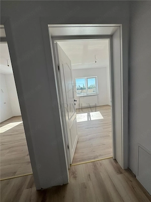 DUPLEX PE ETAJ 3 DORMITOARE BUCATARIE INCHISA TEREN 400 MP ZONA LINISTITA DE DEZVOLTARE - imagine 12