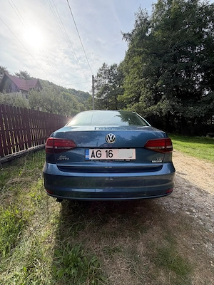 Volkswagen Jetta 1.2 TSI   2016   132.711 km   7.200   - imagine 4