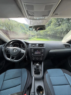 Volkswagen Jetta 1.2 TSI   2016   132.711 km   7.200   - imagine 6