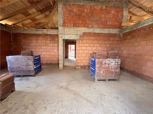 Casa nefinalizata de vanzare in Stupini - imagine 16