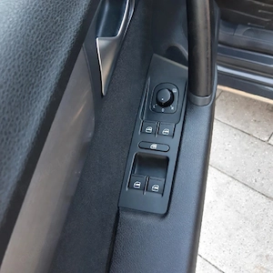 Wolswagen Passat  - imagine 9