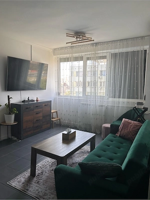 Anunț de inchiriere -Apartament 3 camere