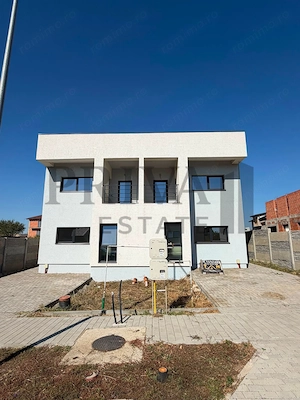 Duplex modern 4 camere, 3 bai, 108 mp, teren 300 mp, Giarmata