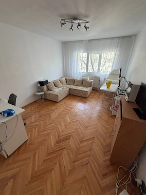 Zona Soarelui | Decomandat | 2 Balcoane | Etaj 3 | Disponibil imediat !! - imagine 9