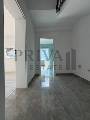 Duplex modern 4 camere, 3 bai, 108 mp, teren 300 mp, Giarmata - imagine 7