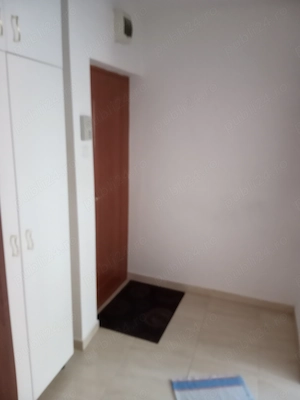 Închiriez ap 2 camere