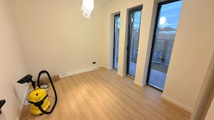 Casa 4 camere la cheie zona Bavaria Stadt - Sibiu - imagine 12