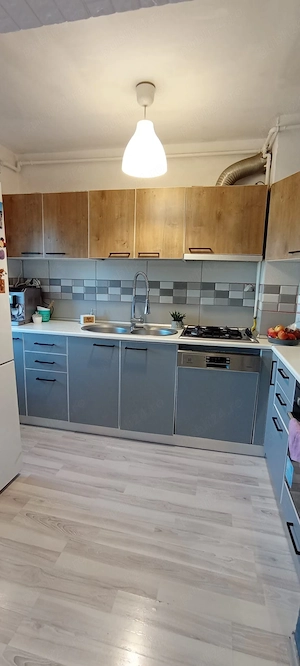 apartament 3 camere decomandat - imagine 4