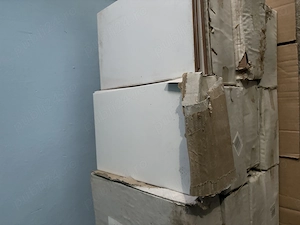 Faianță 10 pachete -,culoare albă - Macin  Jud Tulcea - 500 ron