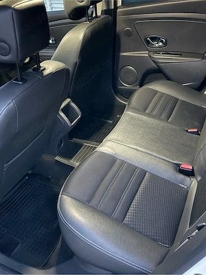 Renault megane 3 BOSE EDITION - imagine 5