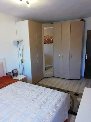 apartament 3 camere decomandat - imagine 3