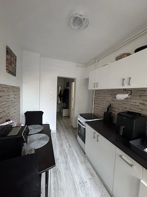 Apartament cu 2 camere Vlahuta - imagine 8