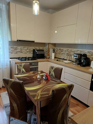 apartament doua camere decomandate - imagine 7