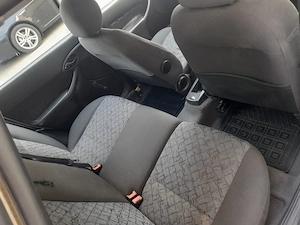Vând Ford Focus 2001,Diesel, 75 Cp, 246.000 Km, 1753cm  - imagine 4