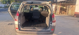 Vânzare Renault Megane Scenic   An 2005, motor 1.9 dCi - imagine 4