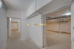 Spatiu comercial | 340 mp | Lift marfa | Curent electric trifazic  - imagine 10
