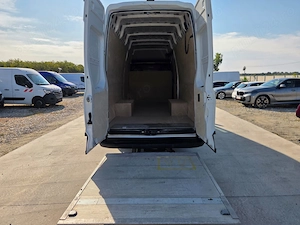 Iveco Daily Long XXL + Lift Hidraulic - imagine 17