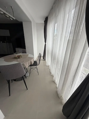 Studio Centru, etaj 3, modern - imagine 3