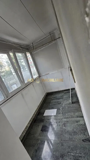 3 Camere de vanzare | Pantelimon |Mega Mall | Bloc reabilitat |an 1982 - imagine 4