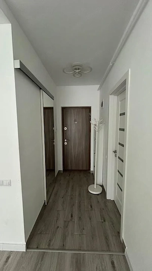 Apartament LUX , o camera/studio , 45mp, parcare, zona Parc Poligon - imagine 8