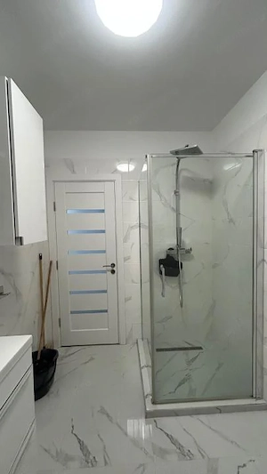 Apartament LUX , o camera/studio , 45mp, parcare, zona Parc Poligon - imagine 10