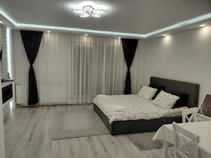 Apartament LUX , o camera/studio , 45mp, parcare, zona Parc Poligon