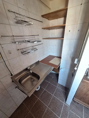 Apartament 3 camere, 2 Bai, Decomandat, 78 mp, 2 balcoane, Steaua - Shopping City - imagine 2