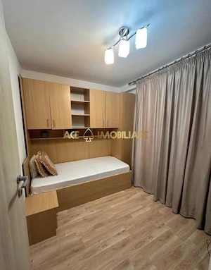 Casa tip duplex 4 Camere Centrala Proprie Parcare  - imagine 6