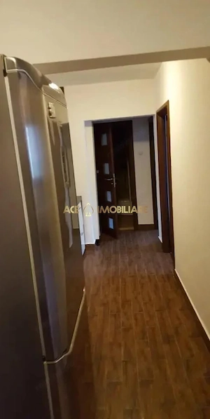 4 Camere de inchiriat | Crangasi | 2 Bai | Centrala | Parcare | Metrou  - imagine 7