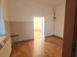 Spatiu comercial 110mp vitrine stradale de inchiriat - imagine 3