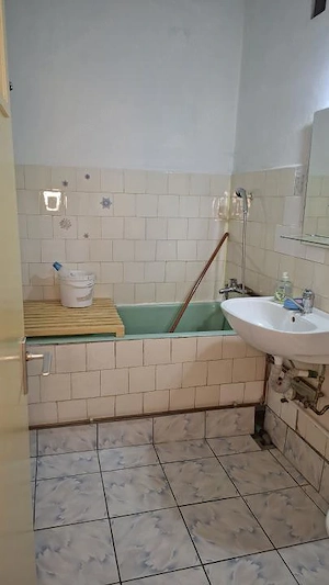 Apartament 2 camere CALEA BUCUREȘTI  - imagine 7