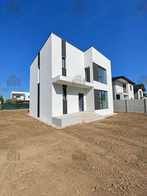 Casă P+1E de vânzare în Comuna Berceni   4 camere | Teren 451 mp