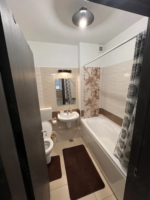 Apartament 2 camere decomandat, Otopeni central, mobilat + parcare inclusă - imagine 3