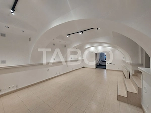 Spatiu comercial de inchiriat 94 mpu parter zona Centrala Sibiu - imagine 6