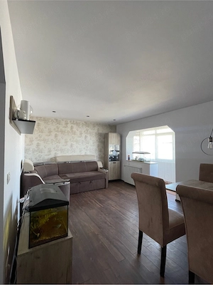 Apartament decomandat cu 3 camere de vânzare - imagine 3