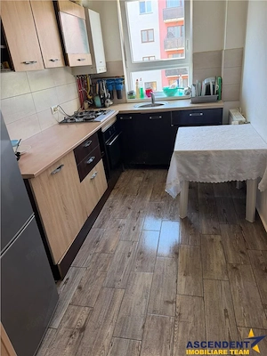 Apartament 2 camere decomandat, etaj2,  Tractorul, Brasov - imagine 6