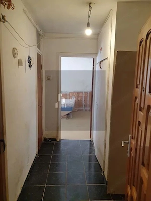 Garsoniera decomandata, Piata Sudului/Emil Racovita, de renovat - imagine 2