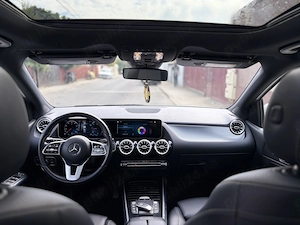 Mercedes-Benz B 180D Panoramic - imagine 5