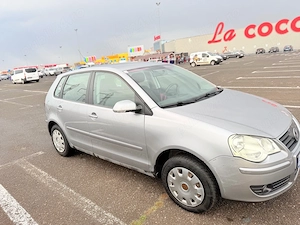 Vând Volkswagen Polo, an 2008, motor 1.2 benzină, cutie manuală, culoare argintiu. - imagine 3