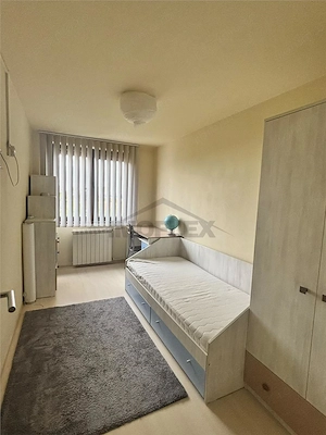Apartament 3 camere zona medicina